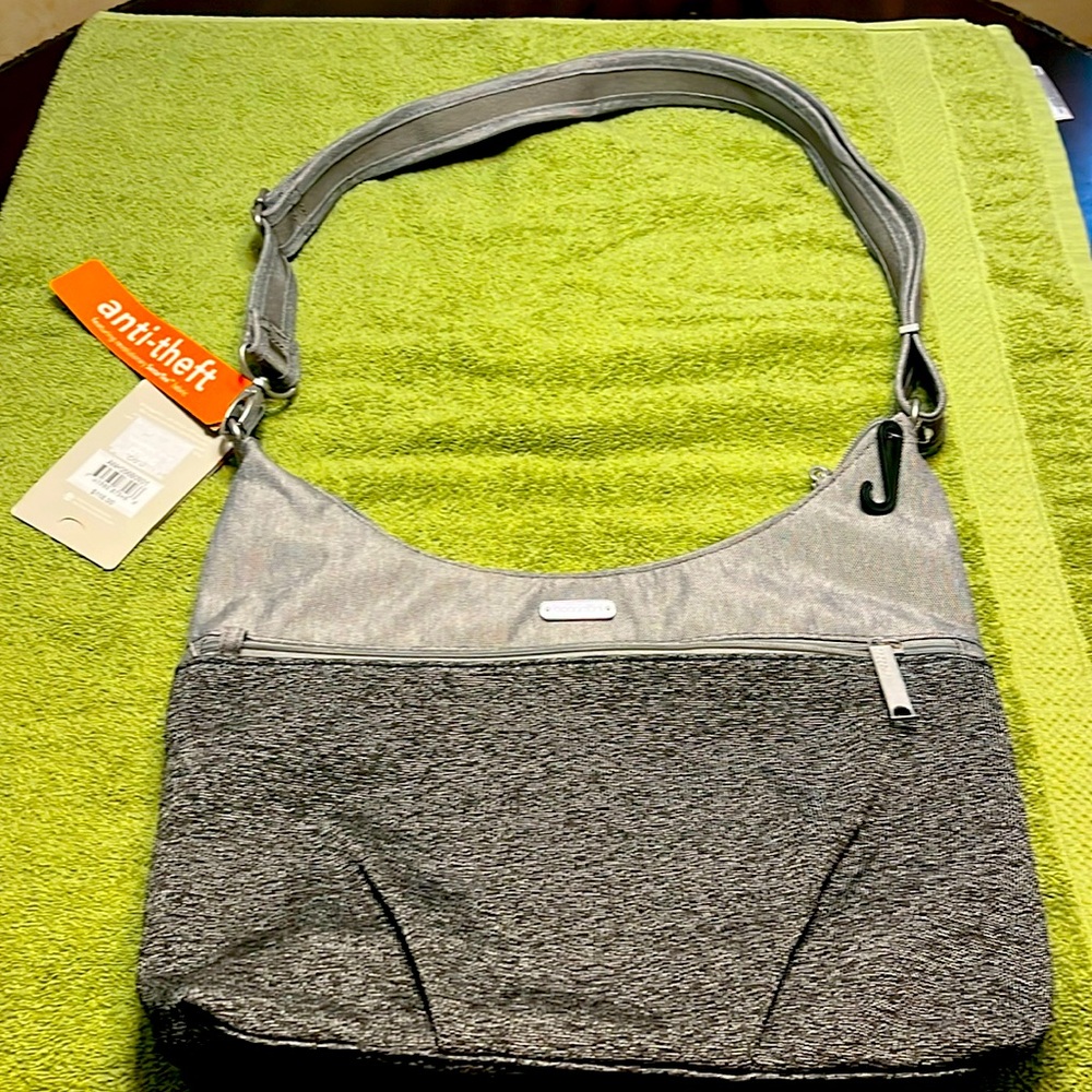 NWT Baggallini anti-theft travel bag with attached  RFID protection wallet